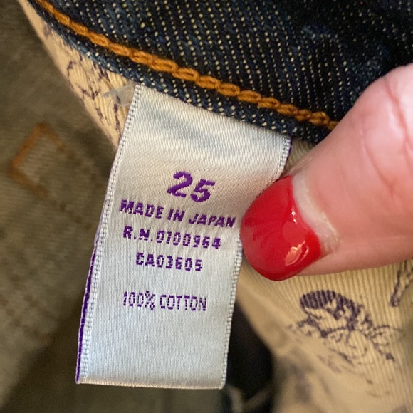 Got this skirt at Barney’s NYC this Denim is soft and tendy size 25 - Picture 4 of 7